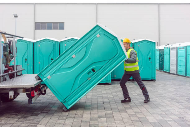 Portable Toilet Options We Offer in Hale Center, TX